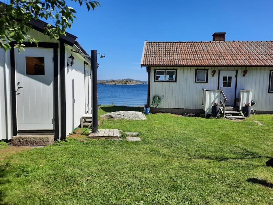 Cabin At The Sea. Public Beach Close With Jumpingtower. Villa Hoviksnas Exteriör bild