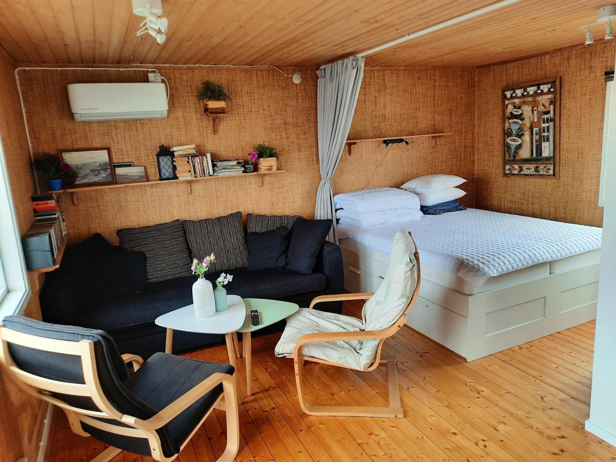 Cabin At The Sea Close To Public Beach With A Jumpingtower Hoviksnas Exteriör bild