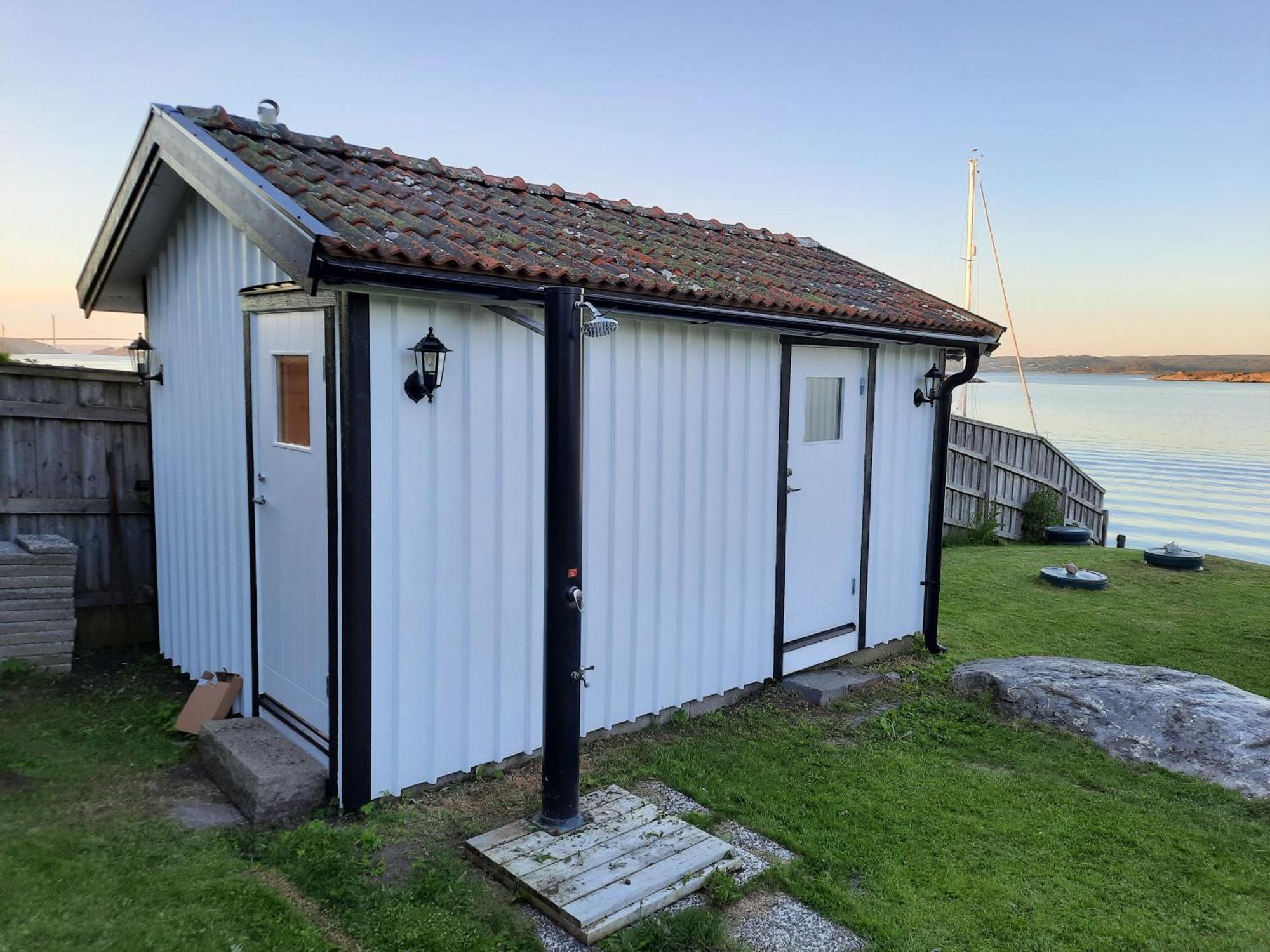 Cabin At The Sea Close To Public Beach With A Jumpingtower Hoviksnas Exteriör bild